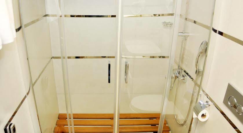 Avin Hotel İzmir Eksteriør bilde